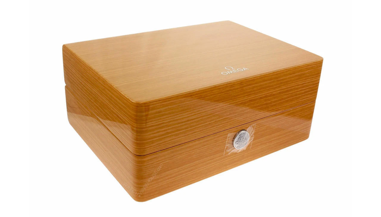 OMEGA Speedmaster Moonphase Co-Axial Master 44.25MM SS Men's Watch 304.30.44.52.01.001 6 OMEGA Speedmaster Moonphase Co-Axial Master 44.25MM SS Men's Watch 304.30.44.52.01.001 - Image 4